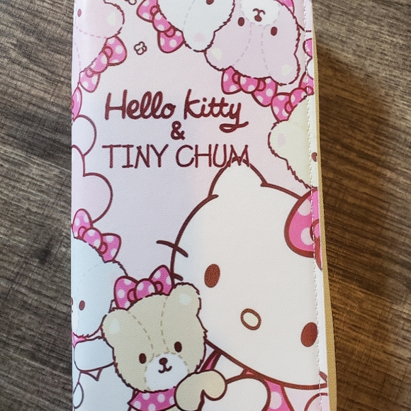 🍒🍒 Hello Kitty & Tiny Chum Wallet - Picture 3 of 10
